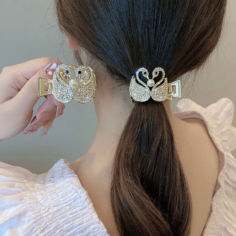 Kẹp tròn thiên nga