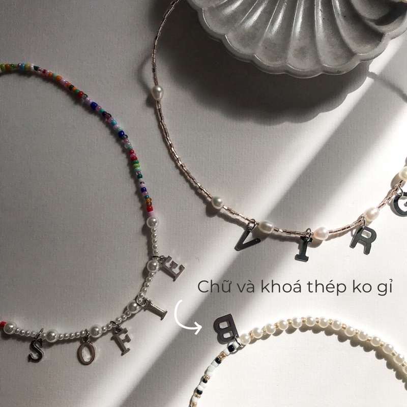 Dây Chuyền Hạt Trai Custom Charm Chữ Màu Nude