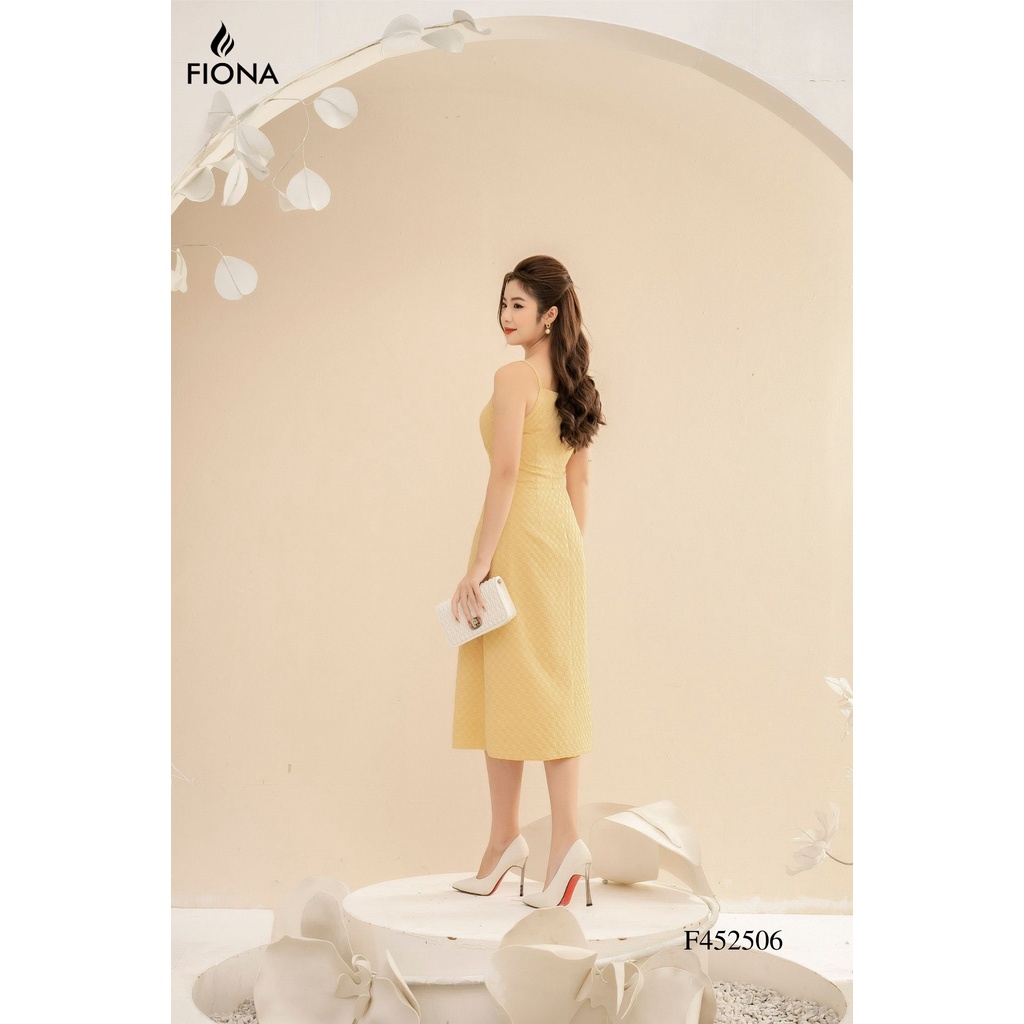 Đầm hai dây nữ Fiona dáng A họa tiết ô vuông nổi chất liệu xốp Hàn mềm rủ F452506