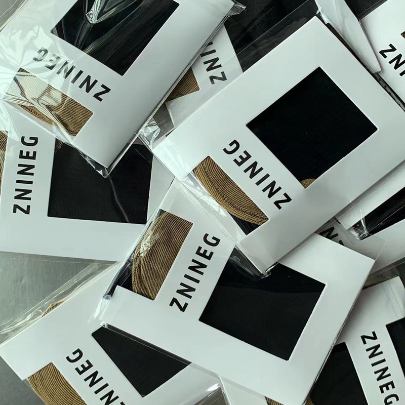 SS003_ZINNEG_ Sheer Socks Đen Mũi Vàng