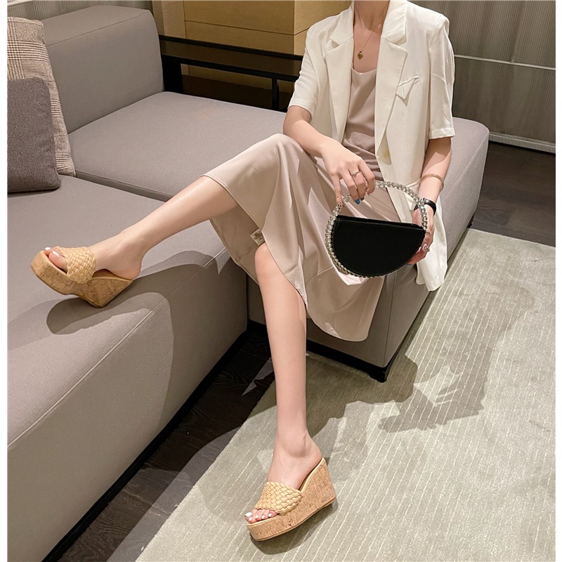 Dép Sandal Đế Xuồng Mũi Vuông Thời Trang Mùa Hè 2023 Cho Nữ