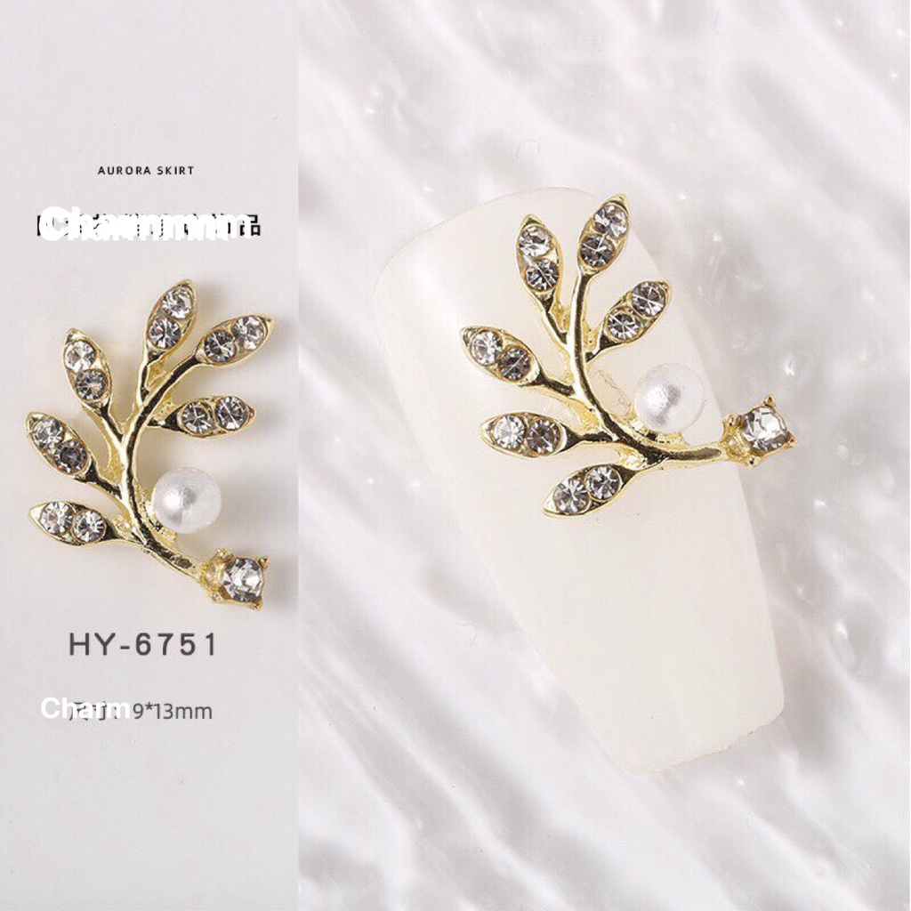 CHARM CAO CẤP ĐÍNH MÓNG