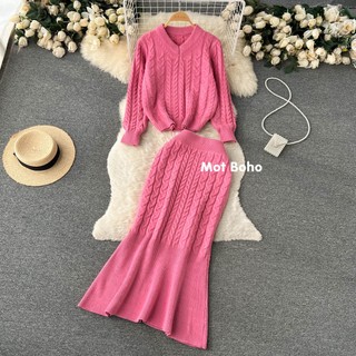Sét len thừng gồm áo dài tay cổ tin và chân váy dài đuôi cá