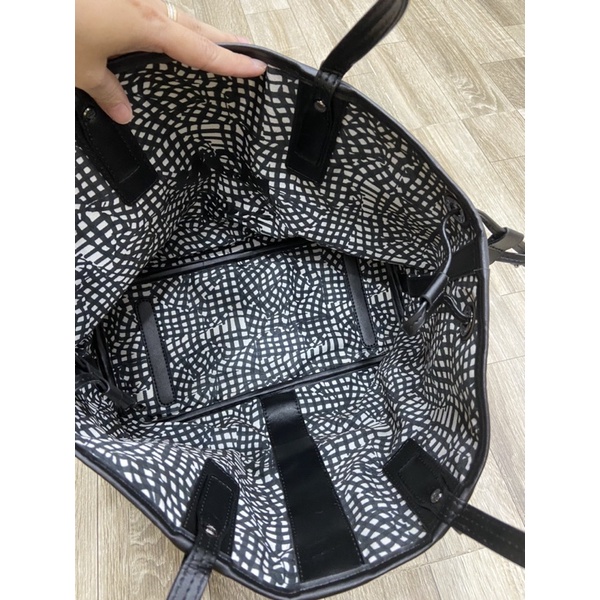 Túi si da thật hiệu MCM