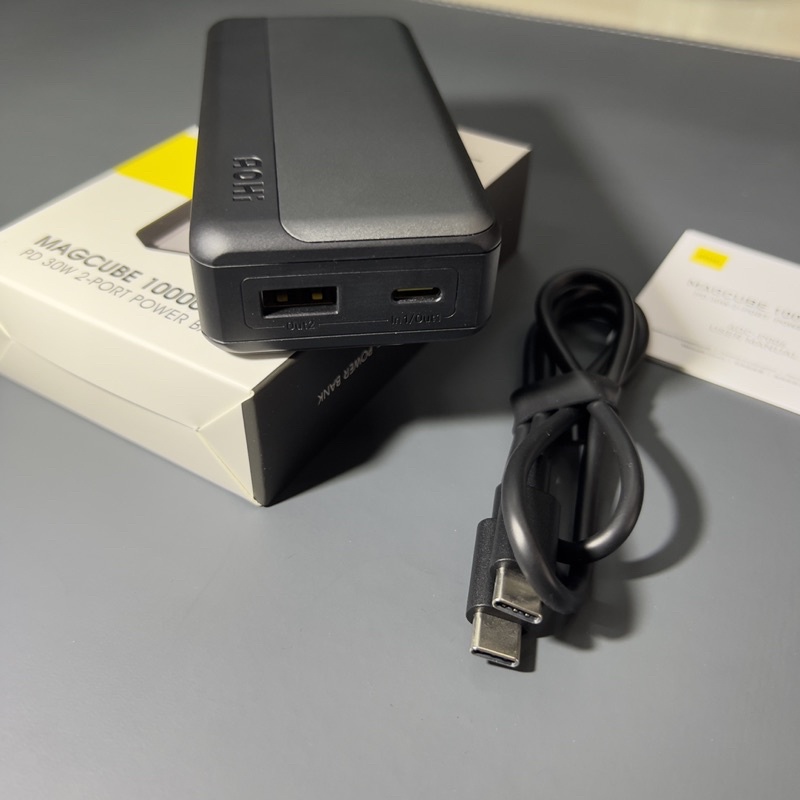 Pin dự phòng Aohi AOC-P006,10.000mah-PD30W