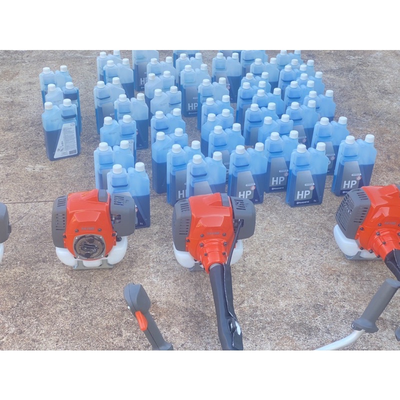 Nhớt Husqvarna  chính hãng giá tốt  .nhớt pha 2 thì.nhớt xanh pha xăng