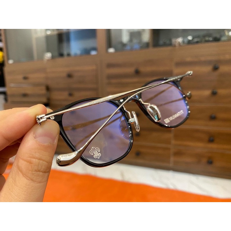 Kính mắt chromehearts CH8128