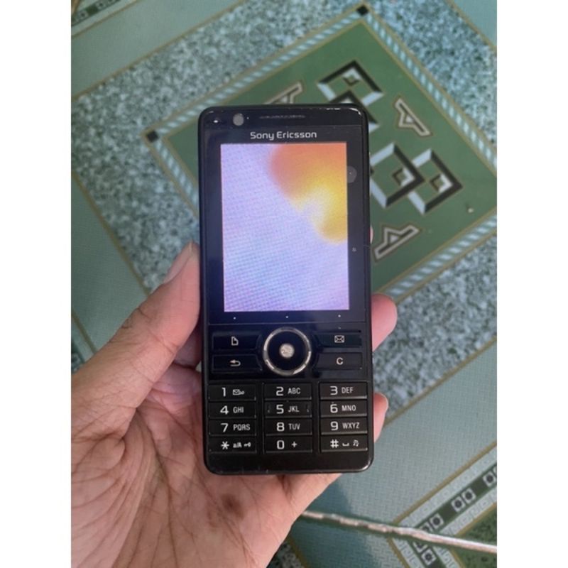 Điện thoại Sony Ericsson G900 cảm ứng nguyên zin bị mật khẩu màn hình