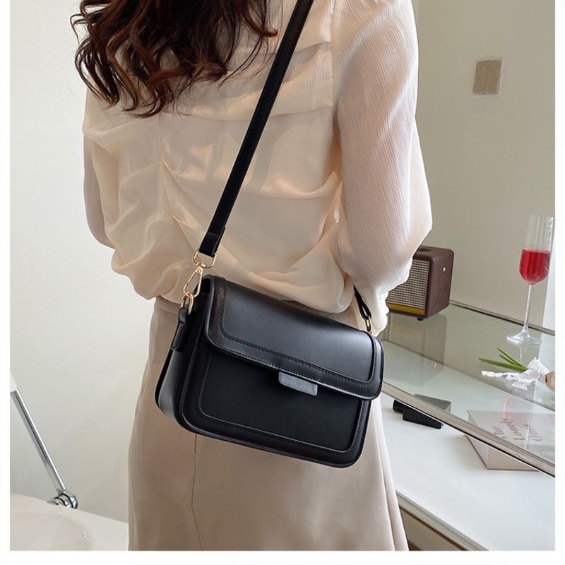 Túi xách nữ đeo chéo đẹp cao cấp sắc basic dễ phối đồ phong cách Hàn Quốc