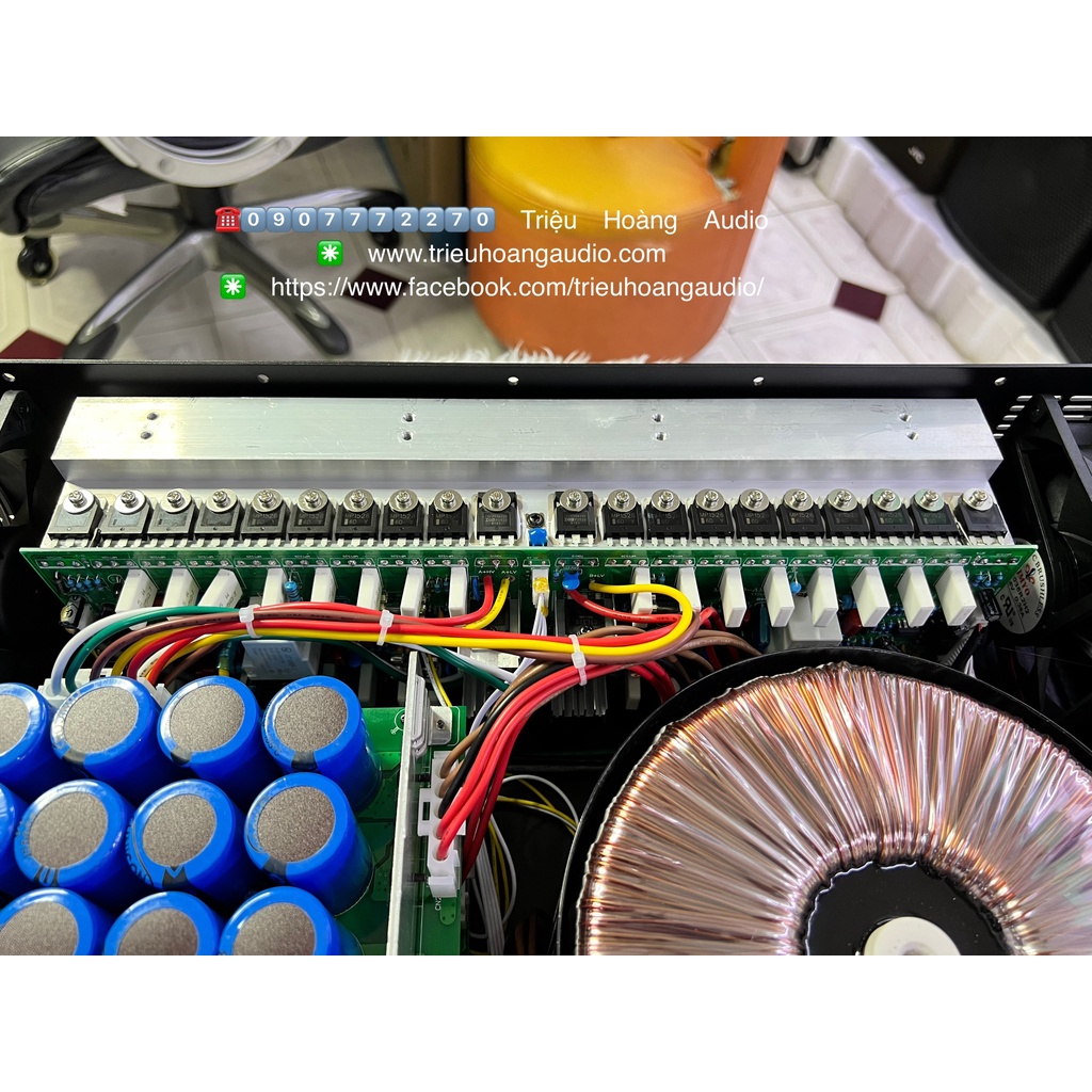 Đẩy Martin Audio MX-18000W