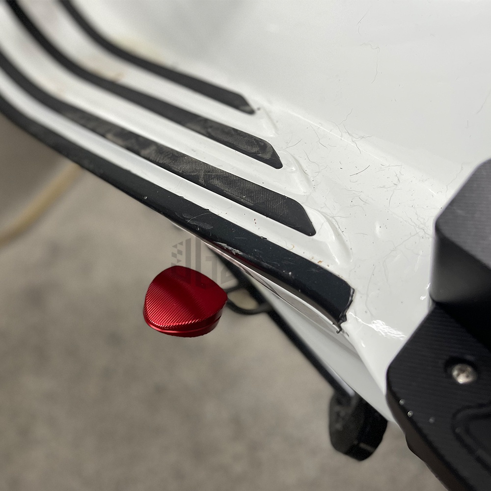 Bàn Đạp Mở Rộng CNC Cho Xe Máy Vespa Primavera 150 GTS GTV 250 300