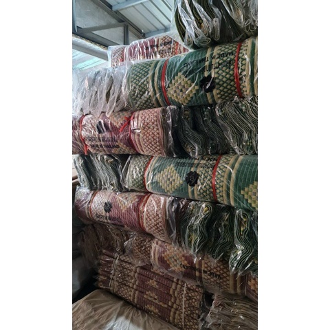 Chiếu Nhựa Cao Cấp Thái Lan đủ kích thước :1m8x 1m9 kt 1m8x4m . gấp 2 tấm tiện lợi