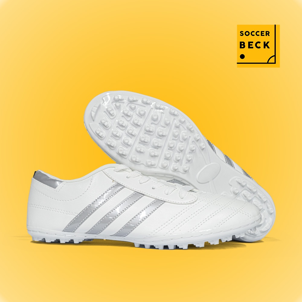 Giày Bóng Đá 3 Sọc Wika Các Màu