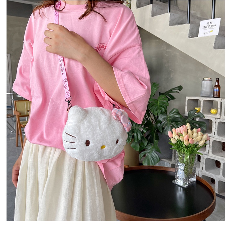Túi đeo chéo hoạt hình gấu bông Kitty nơ xinh xắn - hàng Quảng Châu có sẳn
