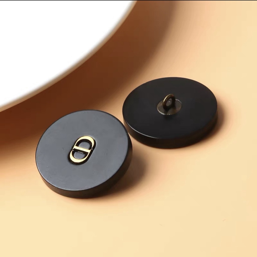 10 nút kim loại thời trang CD đen trắng cho áo khoác nữ Tweed Plush Coat Nút trang trí tròn cho áo len