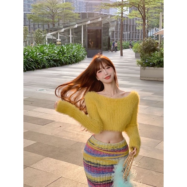 Set Đồ Nữ Áo Len Lông Chồn Tay Dài Và Váy Dài Tranh Sơn Dầu Lễ Hội Mùa Xuân Diamondcloset Order