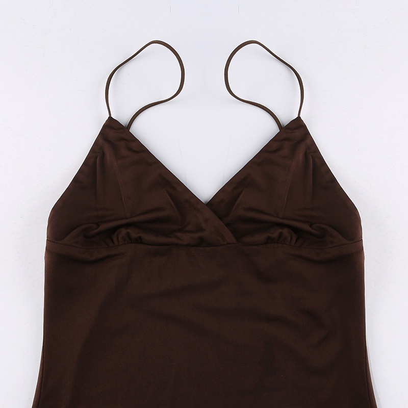 Đầm Body Cổ Chữ V Khoét Sâu Thiết Kế Hở Lưng Quyến Rũ