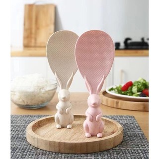 Vá bới cơm bằng nhựa lúa mạch chống dính hình con thỏ xinh xắn giá rẻ M07