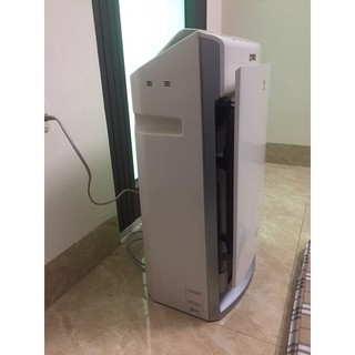 Máy lọc không khí panasonic VXG70