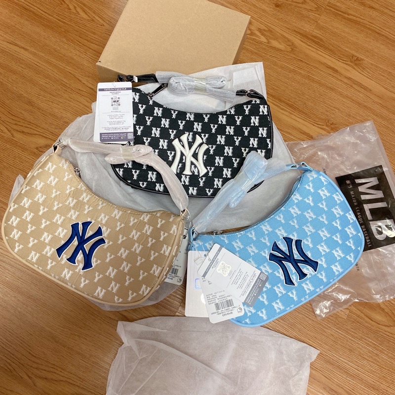 -tqxk- -CHUẨN HÃNG- TÚI ĐEO VAI KẸP NÁCH MLB MONOGRAM HOBO FULL TAG tqxk TQXK