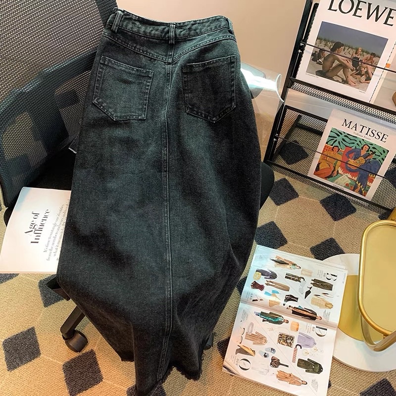 SALE 60% - Chân váy bò xẻ đùi