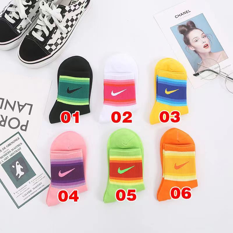 Đôi Vớ Thể Thao Chất Liệu Cotton Thoáng Khí Nhiều Màu Sắc Thời Trang