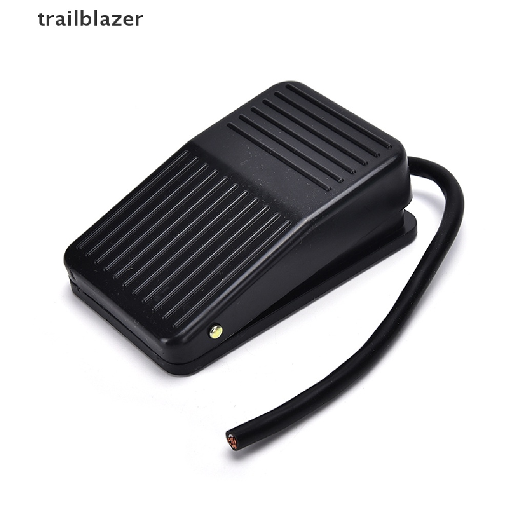 Bàn Đạp Điện Chống Trượt Màu Đen Cho trailblazer AC 250V 10A SPDT NO NC
