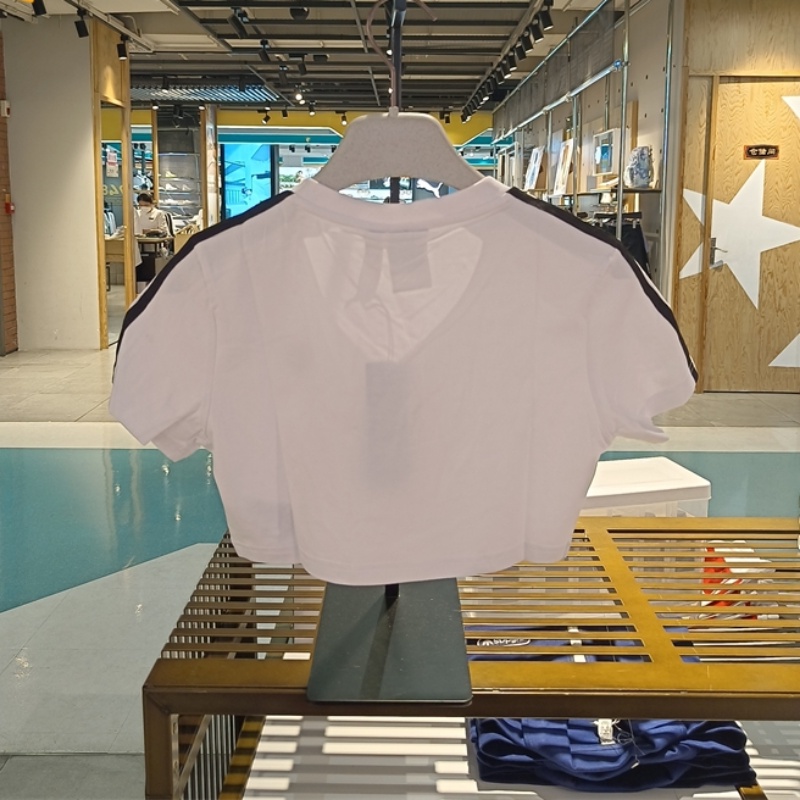 Áo Thun Adidas 100% Chính Hãng Cổ Chữ V Ngắn Tay Hoa Văn Kẻ Sọc Dành Cho Nữ