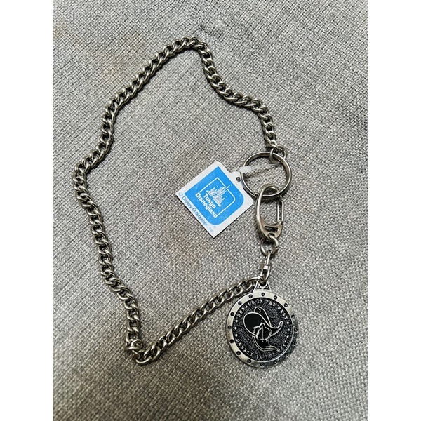 Móc khoá Disney còn tag