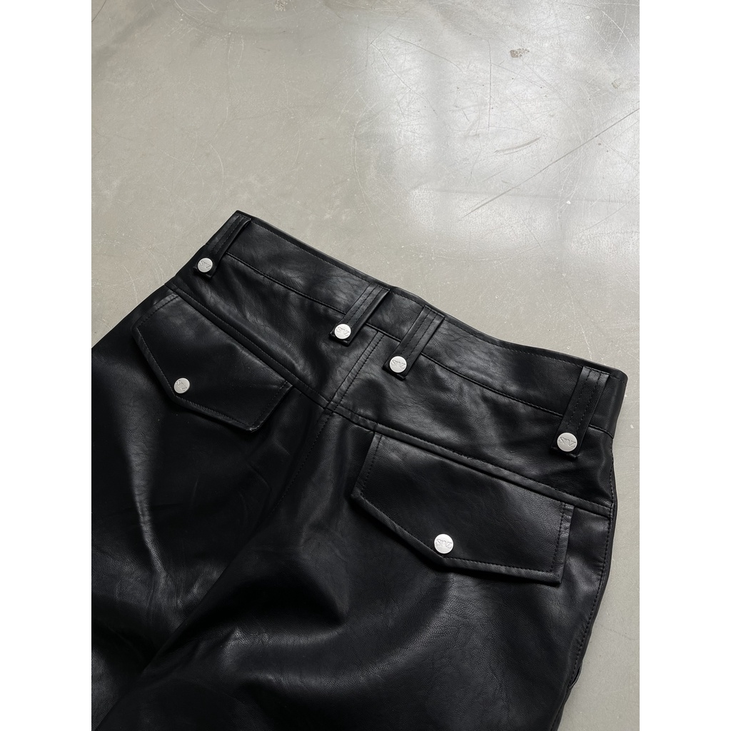 Quần da Snazzy unisex nam nữ suông ống rộng phong cách LEATHER TROUSER