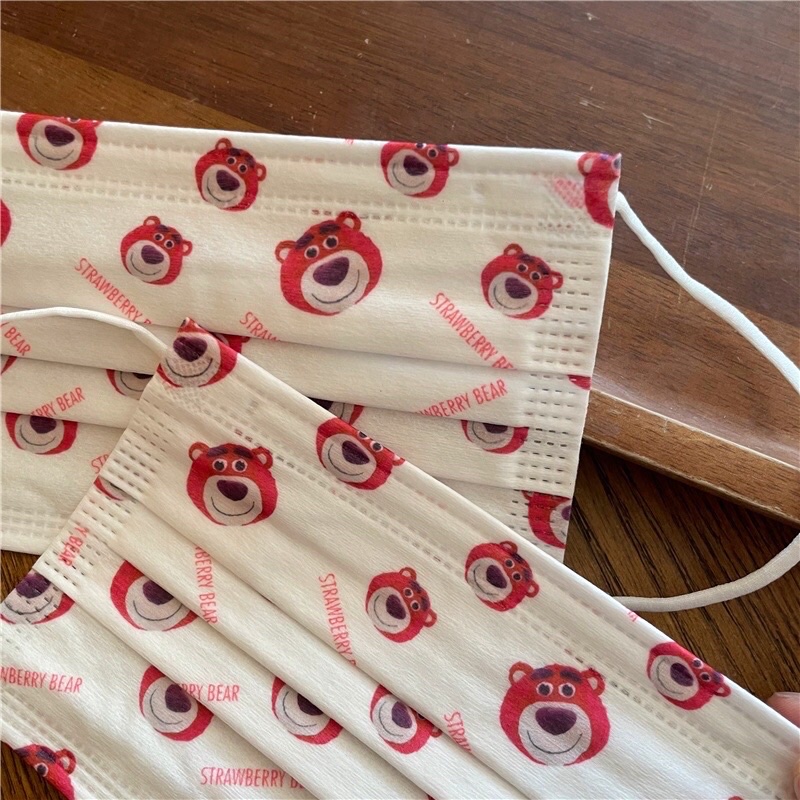 Khẩu trang y tế gấu dâu lotso 3 lớp dày dặn dành cho người lớn De Perier