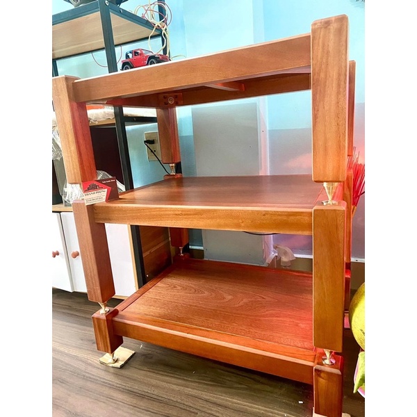 KỆ AUDIO CHẤT LƯỢNG TỈ MỈ