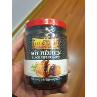 Sốt tiêu đen Lee Kum Kee lọ 230g