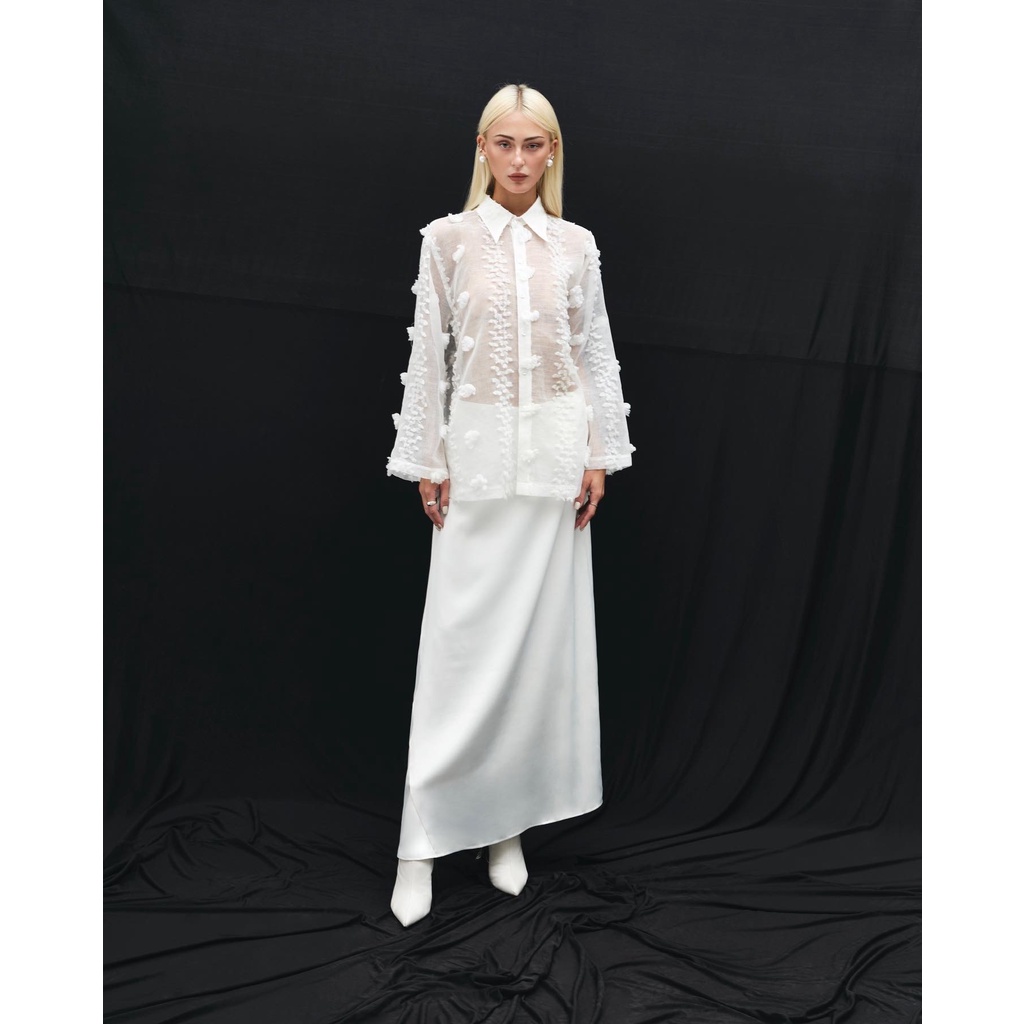 White Transparent Shirt - Áo Sơmi Vải Xuyên Thấu