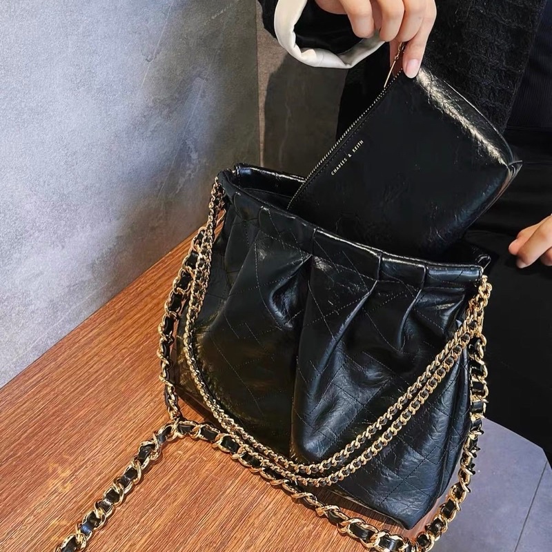 Túi tode da quai xích kèm ví CNK