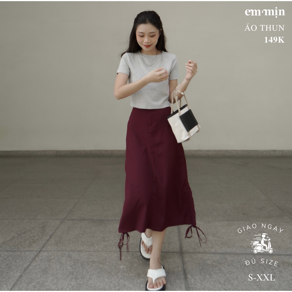Áo thun croptop dáng ngắn tay ngắn cổ tròn Mịn thiết kế