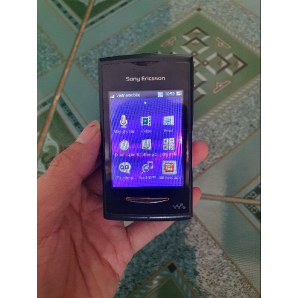 Điện thoại Sony Ericsson W150i cổ zin tem TGDĐ
