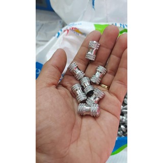 1 cặp van vòi salaya inox 304 gắn tất cả xe