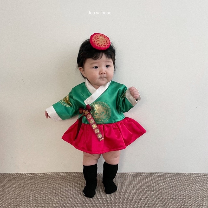 Suit váy hanbok cho bé gái hãng Jeayabebe Hàn Quốc