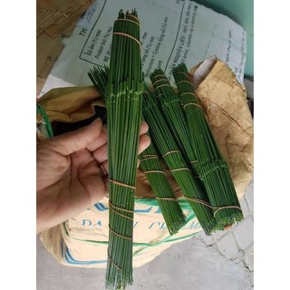 10 cành kẽm cành bọc nhựa 30cm có thêm nhánh gắn lá hoa