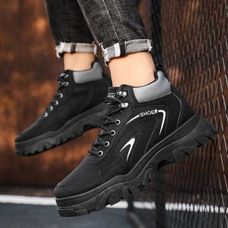 Giày boot nam màu đen deta gn413