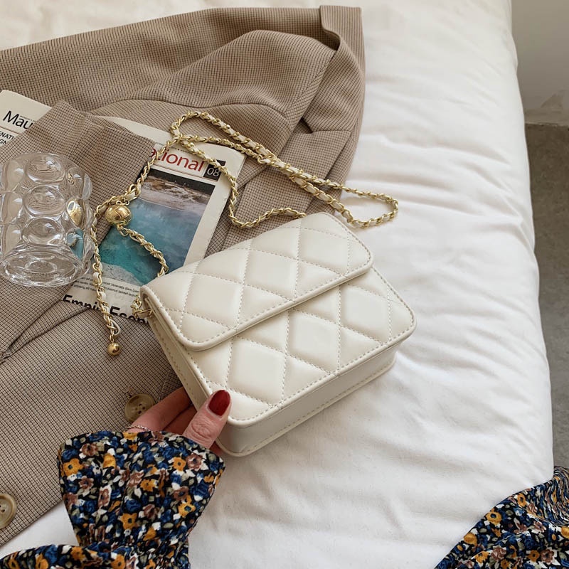 Túi xách nữ đeo chéo đeo vai da trám trơn phối dây xích quả chuông 445