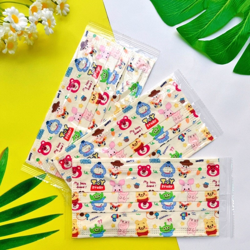 Khẩu trang gấu dâu lotso hoạt hình toy story hoạ tiết dành cho người lớn phong cách hàn quốc De Perier