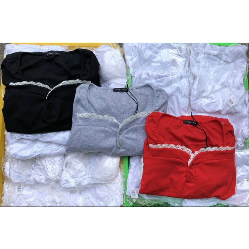 Đầm phôm xoè phối ren tay dài xinh xắn