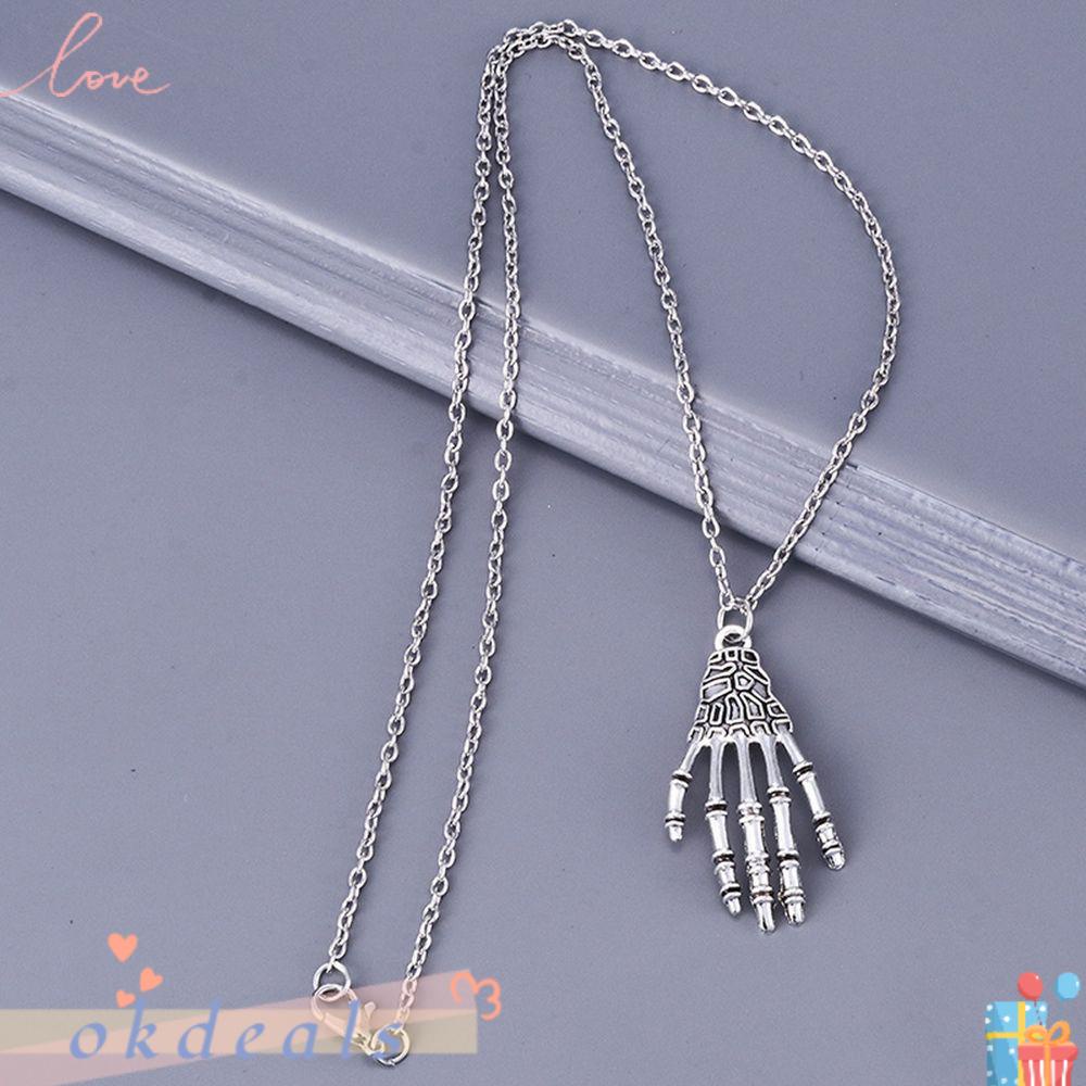 Vòng cổ Dài Mặt Hình Bàn Tay Đầu Lâu Cá Tính Cho Nam Và Nữ