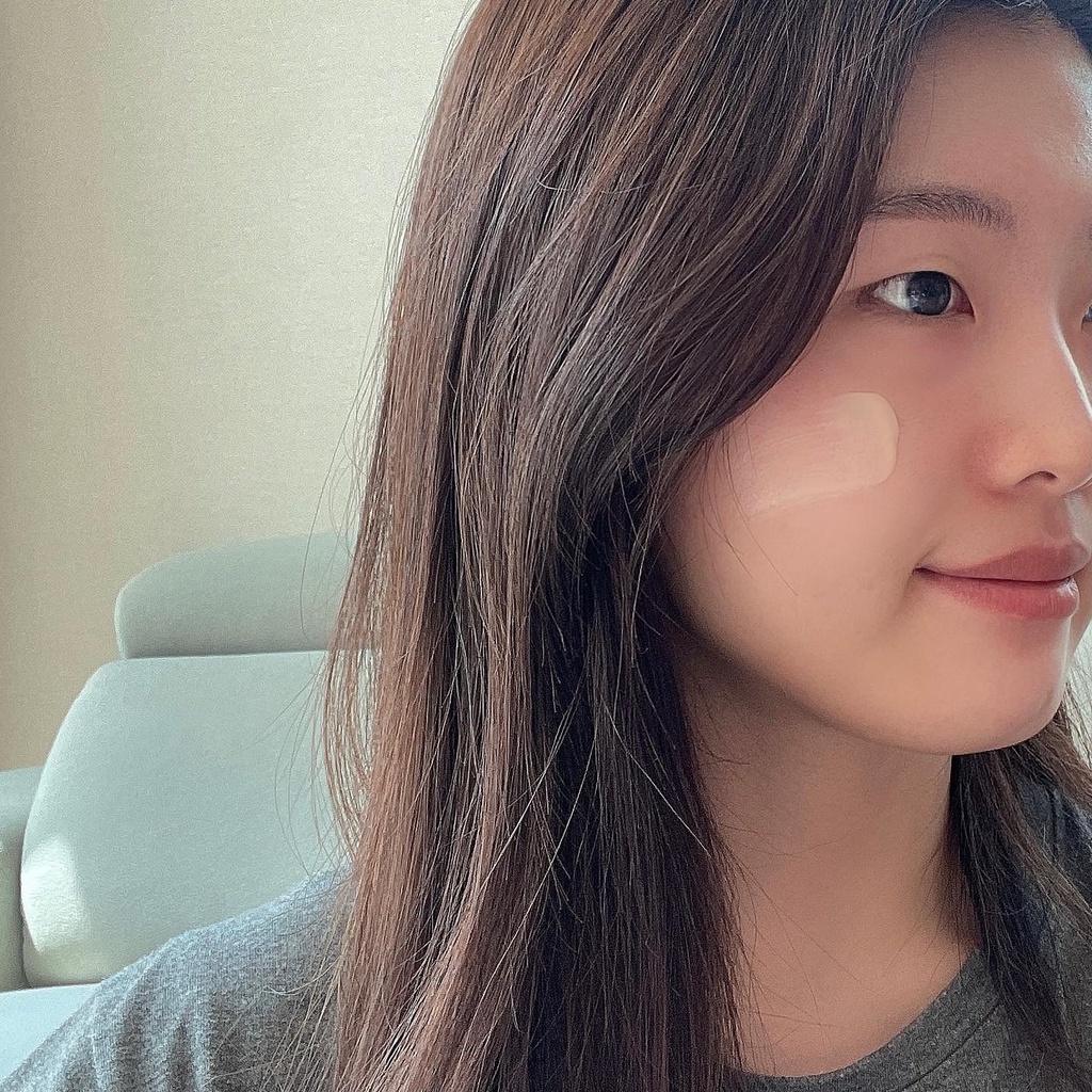 Kem chống nắng chống nước kiềm dầu dùng như kem lót The Face Shop Natural Sun Eco Power Long Last Sun Cream