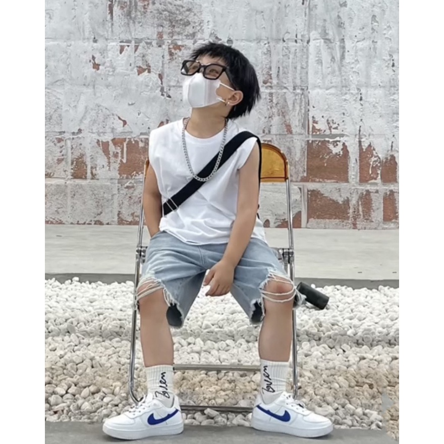 Bộ Áo Thun Trắng Sát Nách Kèm Quần Đùi Bò Bé Trai SR2201