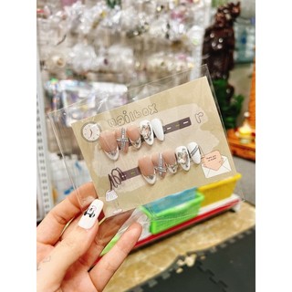 móng giả đính đá cao cấp 100k ( nhắn mẫu )