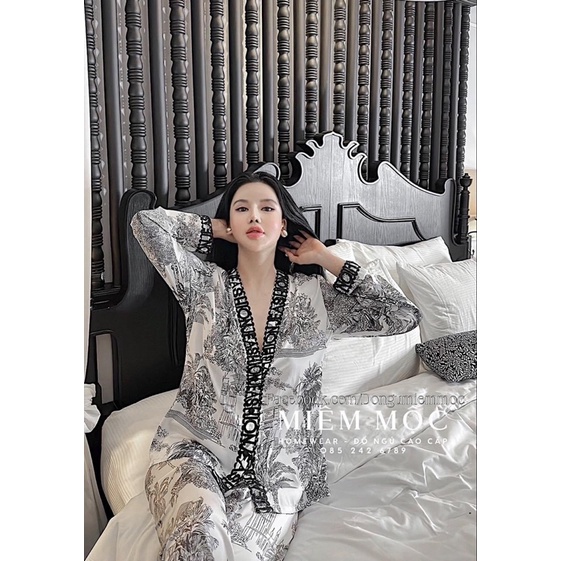 Set đồ ngủ lụa xước cổ V thiết kế QC
