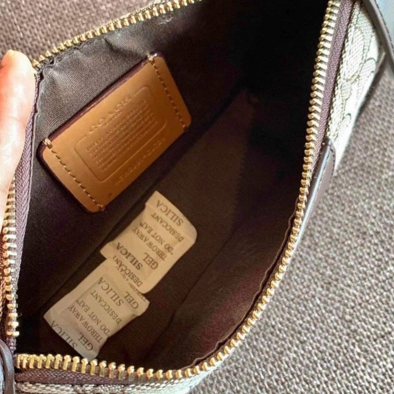 Túi đeo vai Coach Swinger Bag dư xịn